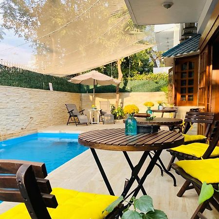 Roshani Pool Villa Gurgaon - 7Br #Privatepool #Villa #Bungalow #Garden #Staycation 외부 사진