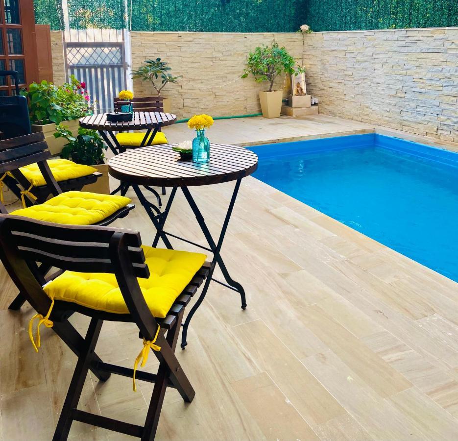 Roshani Pool Villa Gurgaon - 7Br #Privatepool #Villa #Bungalow #Garden #Staycation 외부 사진