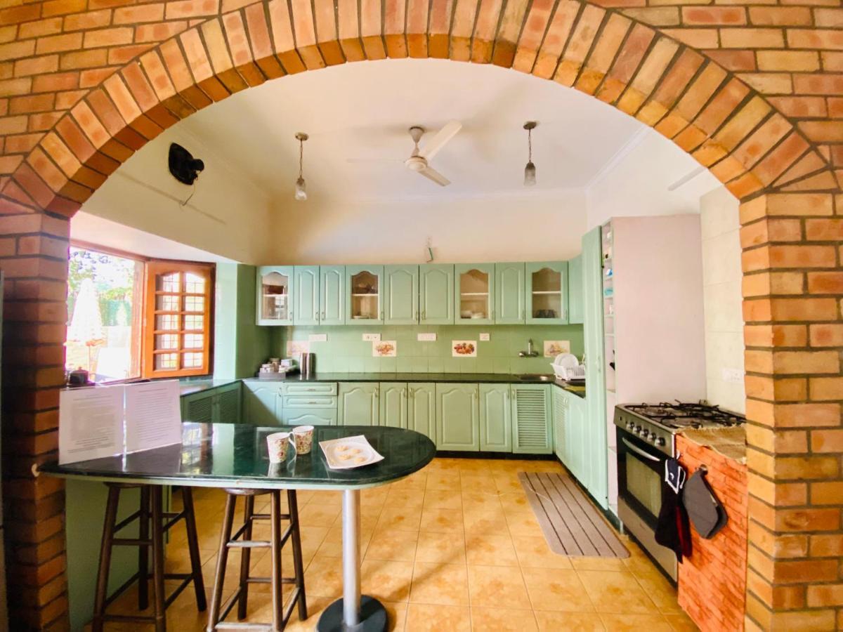 Roshani Pool Villa Gurgaon - 7Br #Privatepool #Villa #Bungalow #Garden #Staycation 외부 사진