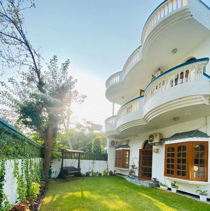 Roshani Pool Villa Gurgaon - 7Br #Privatepool #Villa #Bungalow #Garden #Staycation 외부 사진