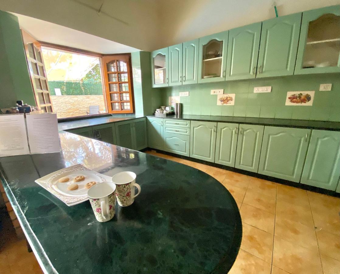 Roshani Pool Villa Gurgaon - 7Br #Privatepool #Villa #Bungalow #Garden #Staycation 외부 사진