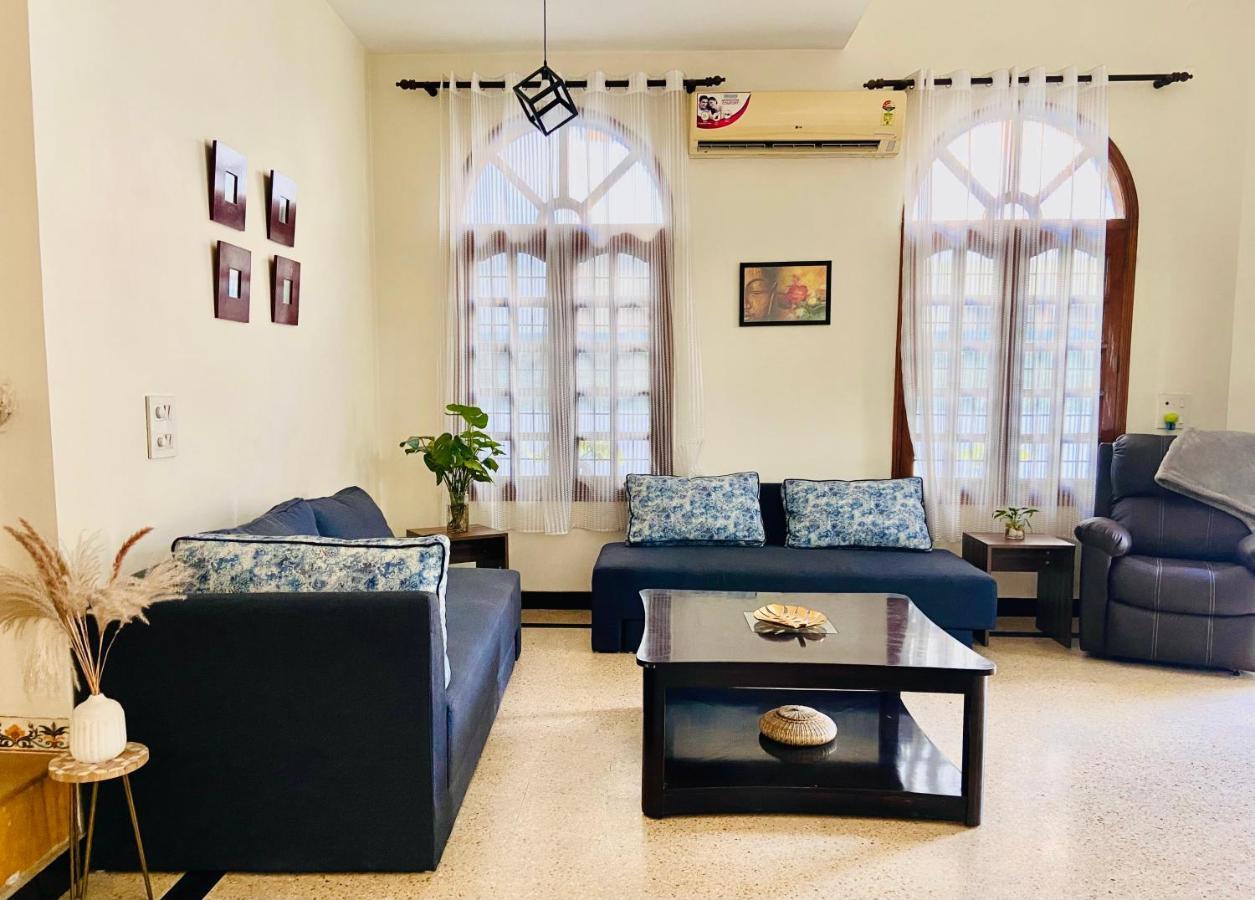 Roshani Pool Villa Gurgaon - 7Br #Privatepool #Villa #Bungalow #Garden #Staycation 외부 사진