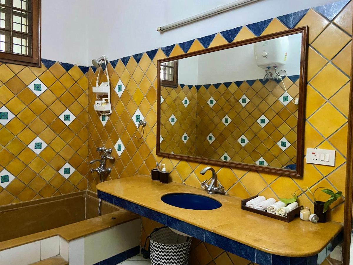 Roshani Pool Villa Gurgaon - 7Br #Privatepool #Villa #Bungalow #Garden #Staycation 외부 사진