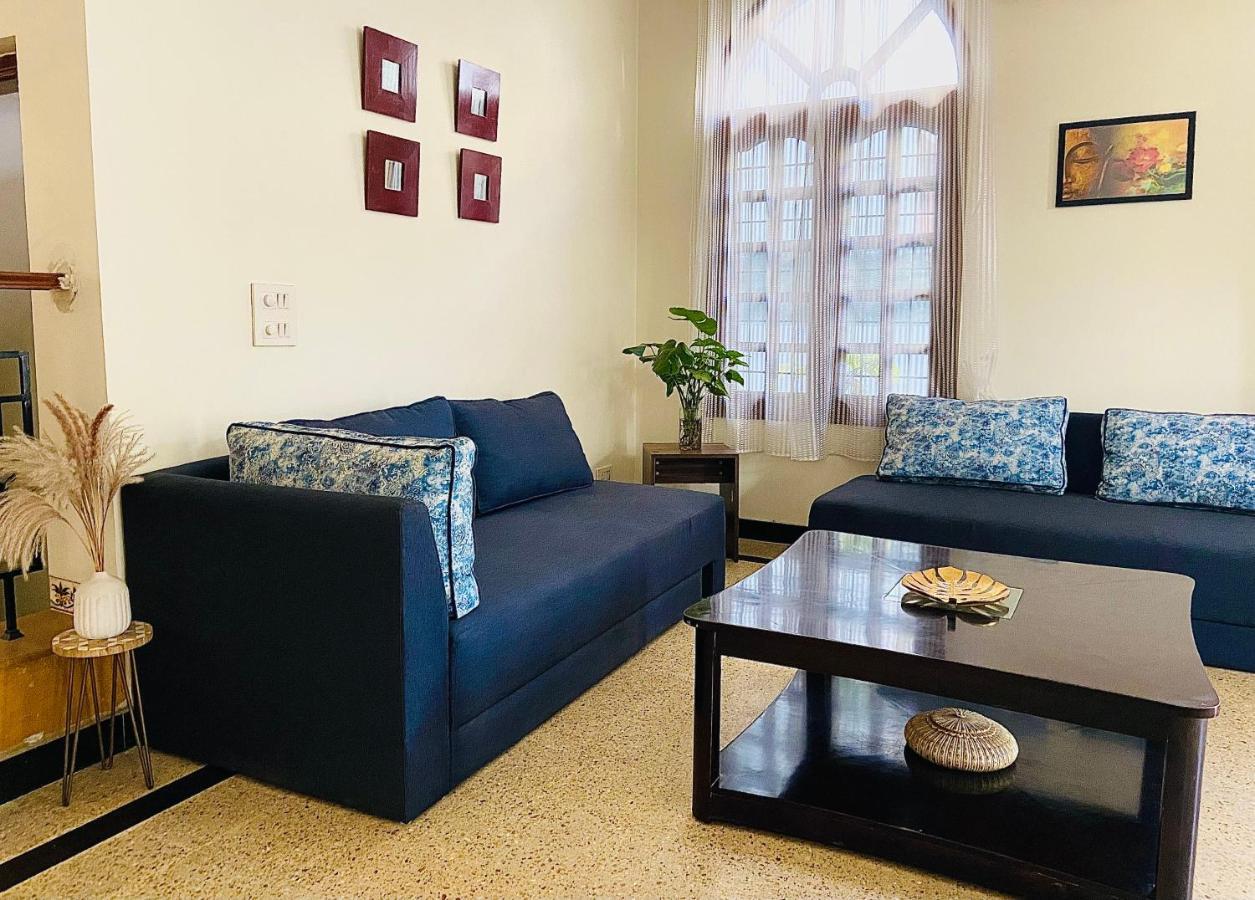 Roshani Pool Villa Gurgaon - 7Br #Privatepool #Villa #Bungalow #Garden #Staycation 외부 사진
